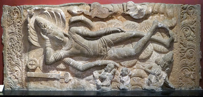 Рельефная статуя Вишну