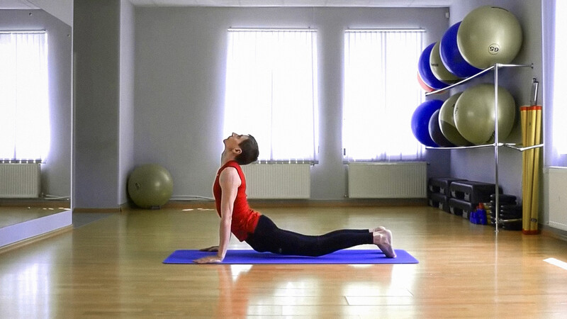 Бхуджанасана (Поза кобры) Бхуджанасана (Поза кобры)